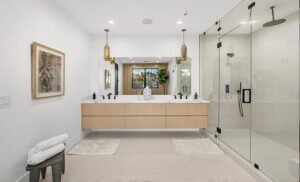 new construction home .MASTERBATHROOM1